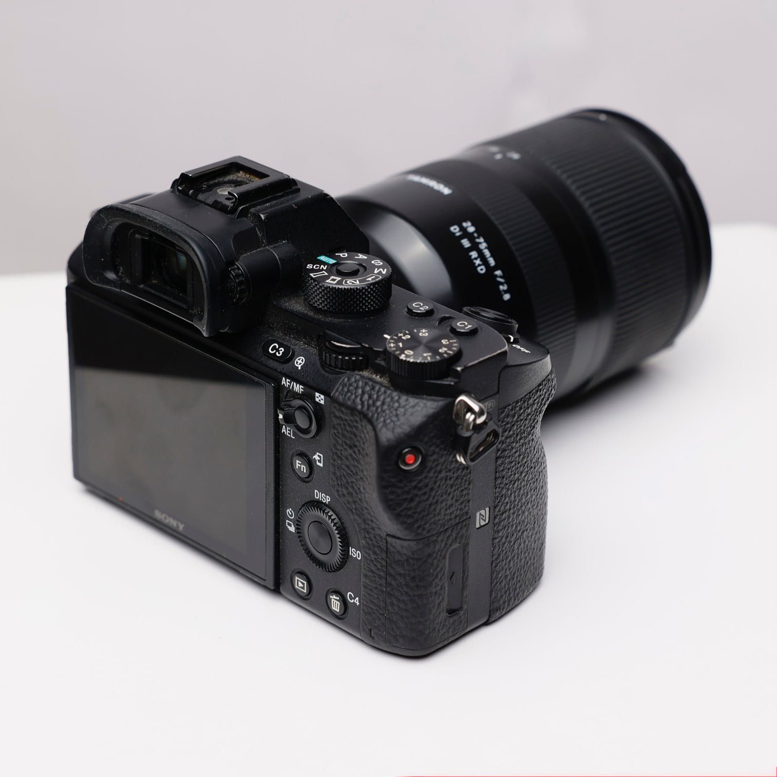Aparat Sony Alpha A7R II, Sony FE 35 mm f/2.8 Carl Zeiss Sonnar+2 xSD