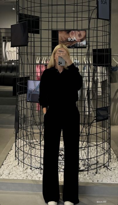 Костюм черный велюровый ace