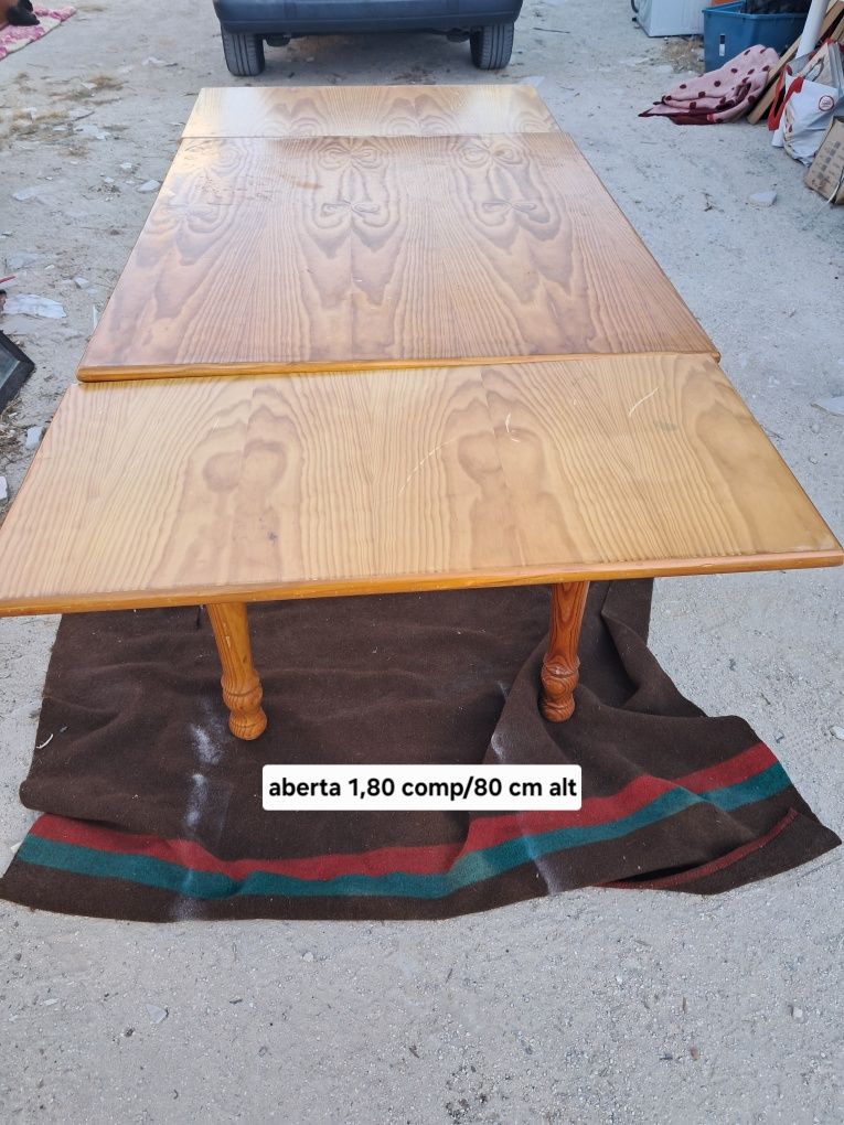 Mesa de madeira para cozinha extensivel