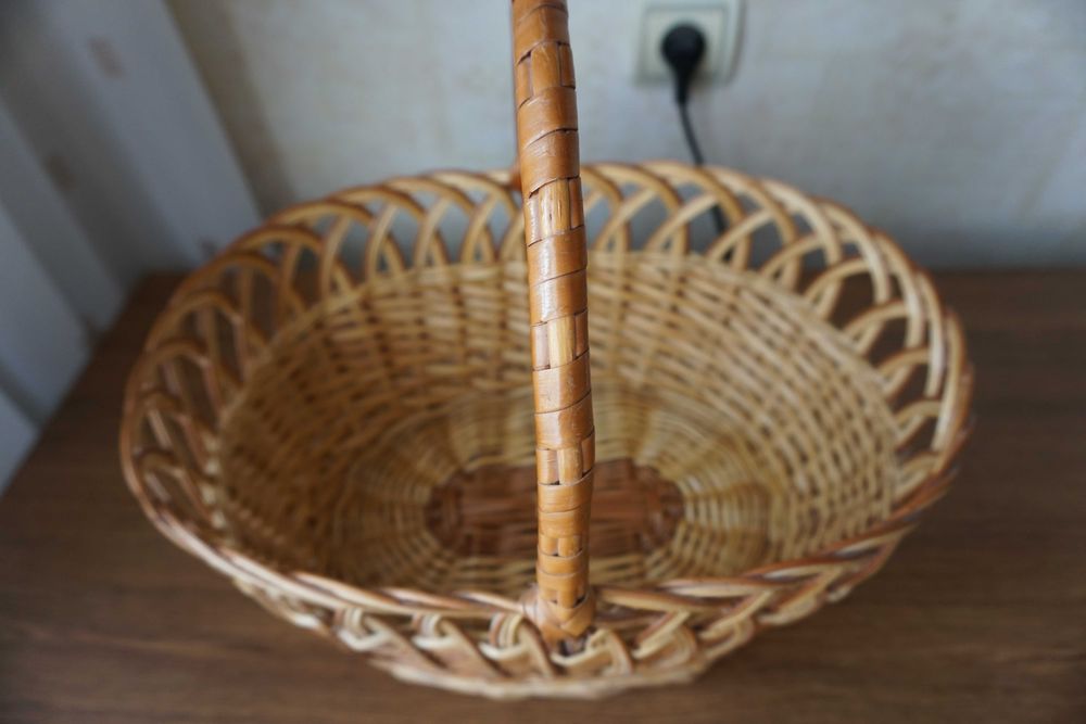 Корзина плетеная, корзина для пикников