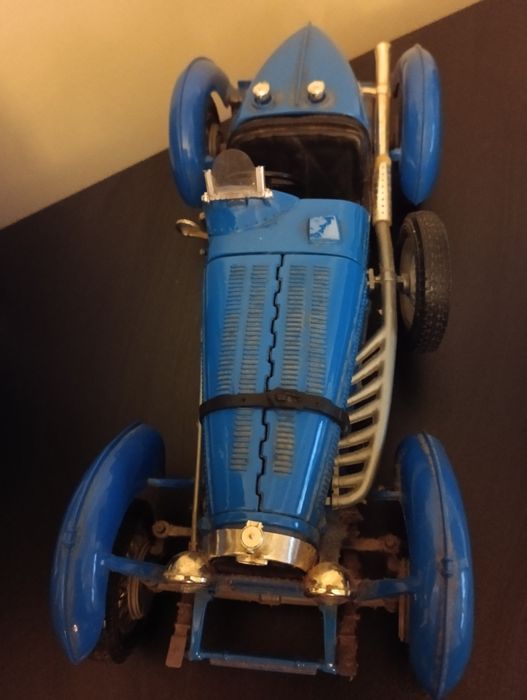 Burago Bugatti LPG 211