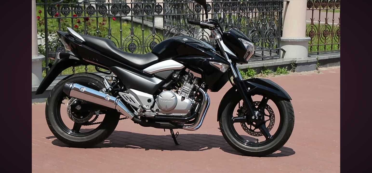 Мотоцикл SUZUKI GSR 250