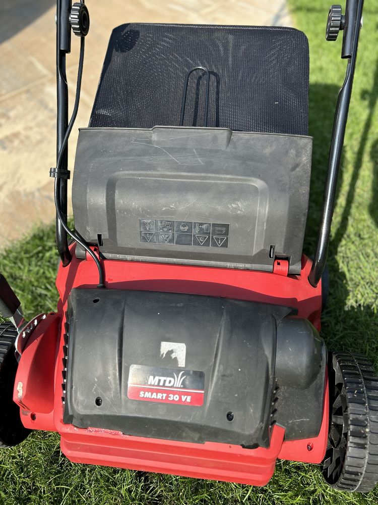 Wertykulator-aerator elektryczny 1200W SMART 30 VE MTD