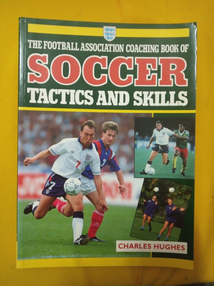 Livro  SOCCER  (Tácticas de Futebol)