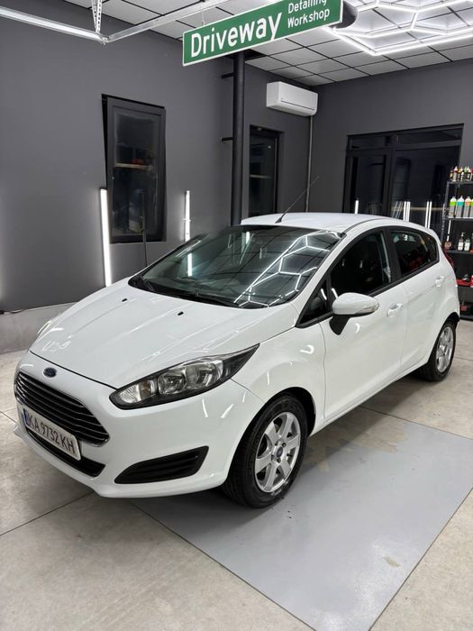 Ford fiesta 2014 1.0 бензин