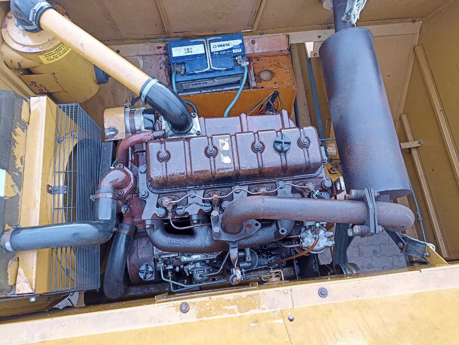 Kombajn zbożowy Sampo Rosenlew 600.Massey 20
