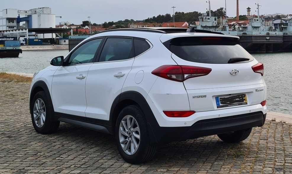 Hyundai Tucson 1.7 CRDi PREMIUM