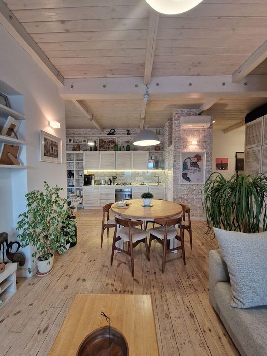 Продам стильную 2комн.кв. в сердце исторического Центра Одессы