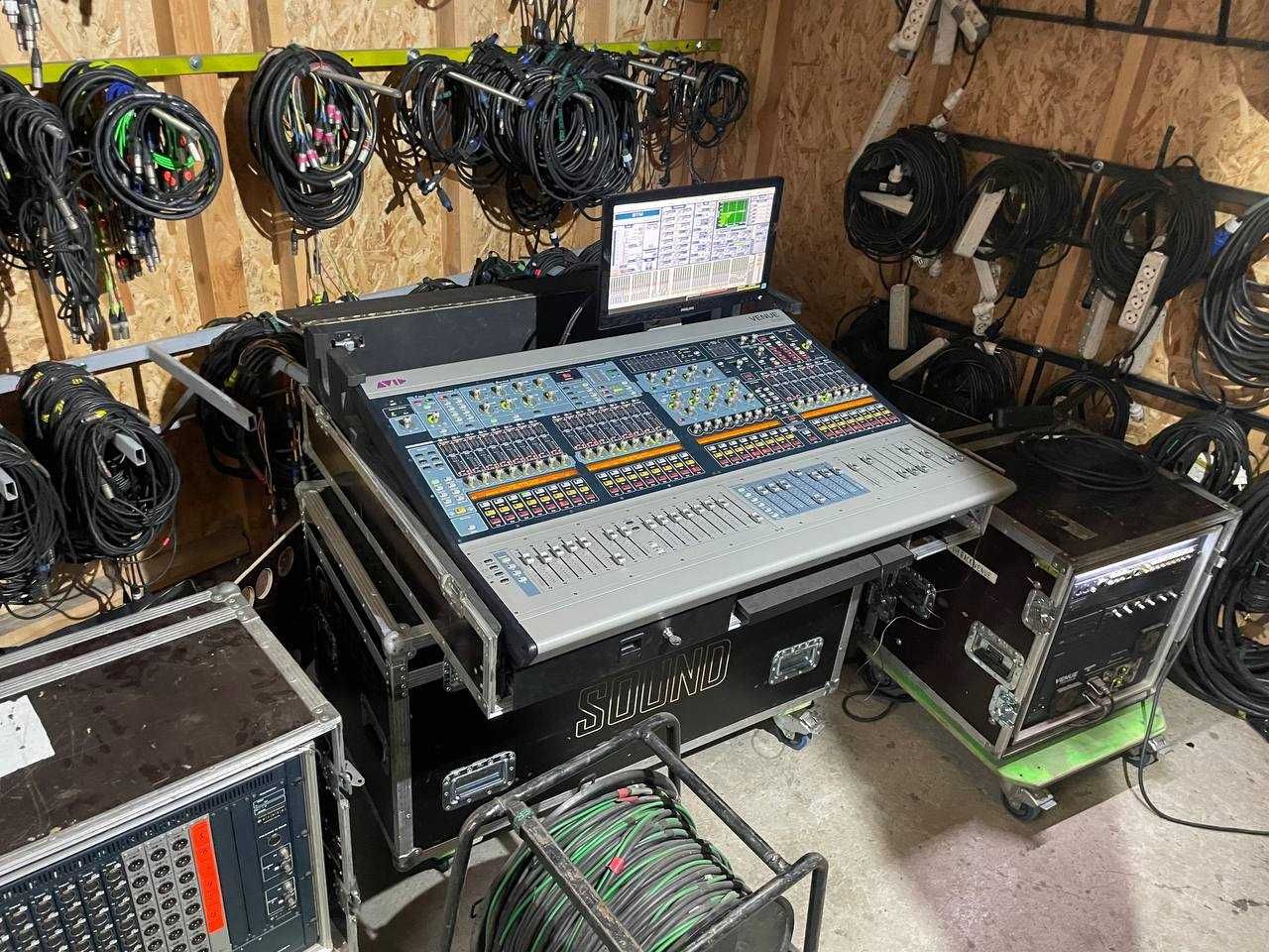 Продам комплект: пульт, стейджбокс та мультикор AVID VENUE Profile