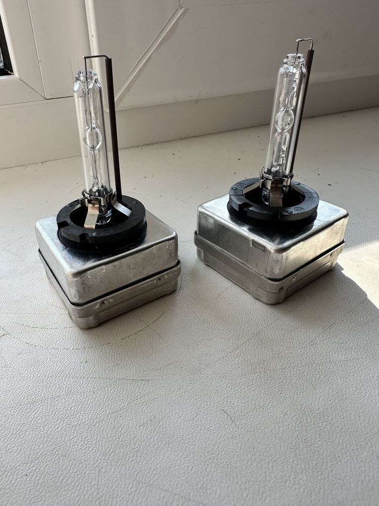 Ксенонові лампи Osram Night Breaker Laser D1S + bi xenon лінзи