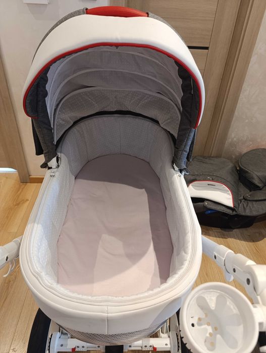 Wózek dziecięcy Adamex Monte Deluxe Carbon 3w1 z Maxi Cosi + adaptery