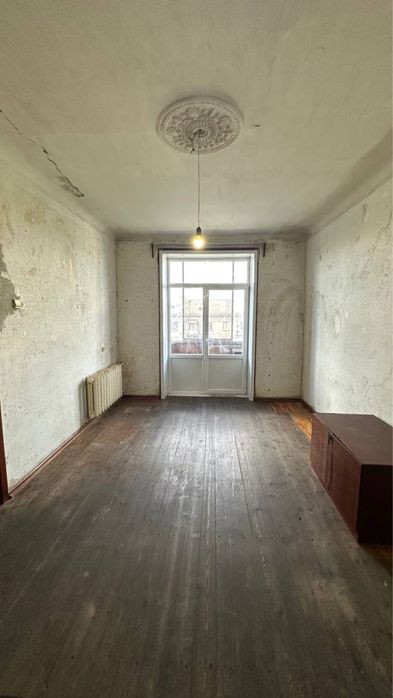 Продаж без % великої однокімнатної кв по вул Л.Жаботинського