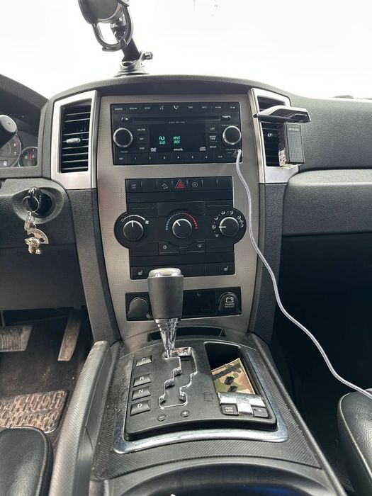 Продам джип гранд чероки