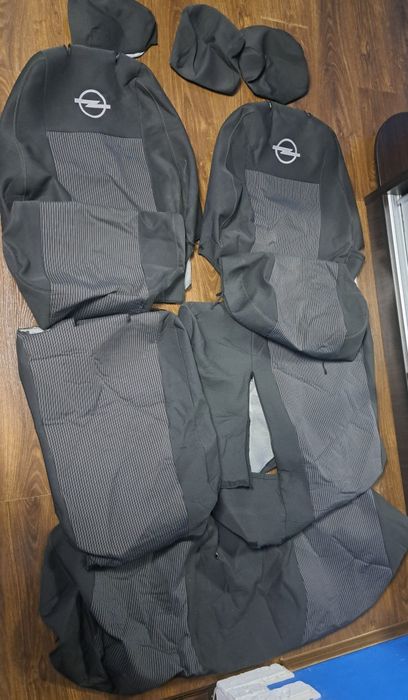 Чохли на сидіння Опель