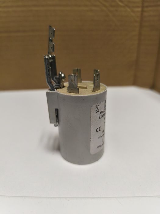 Filtr przeciwzakłóceniowy FLCR 630501F