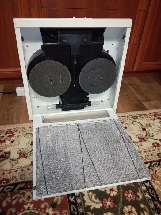 Вытяжка кухонная Turboair Tivoli Lux WH/F/50-S602