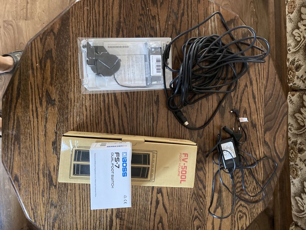 Boss SY1000 syntezator + Gk3 i osprzęt