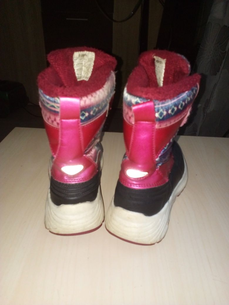 Zimowe buty nieprzemakalne,ciepłe