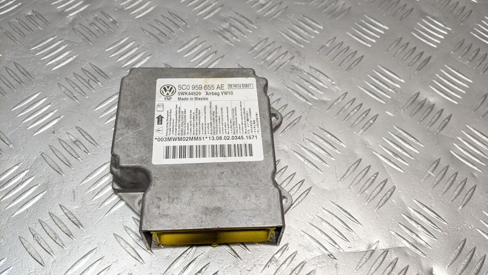 Модуль srs airbag компьютер подушек безопасности VW Passat разборка