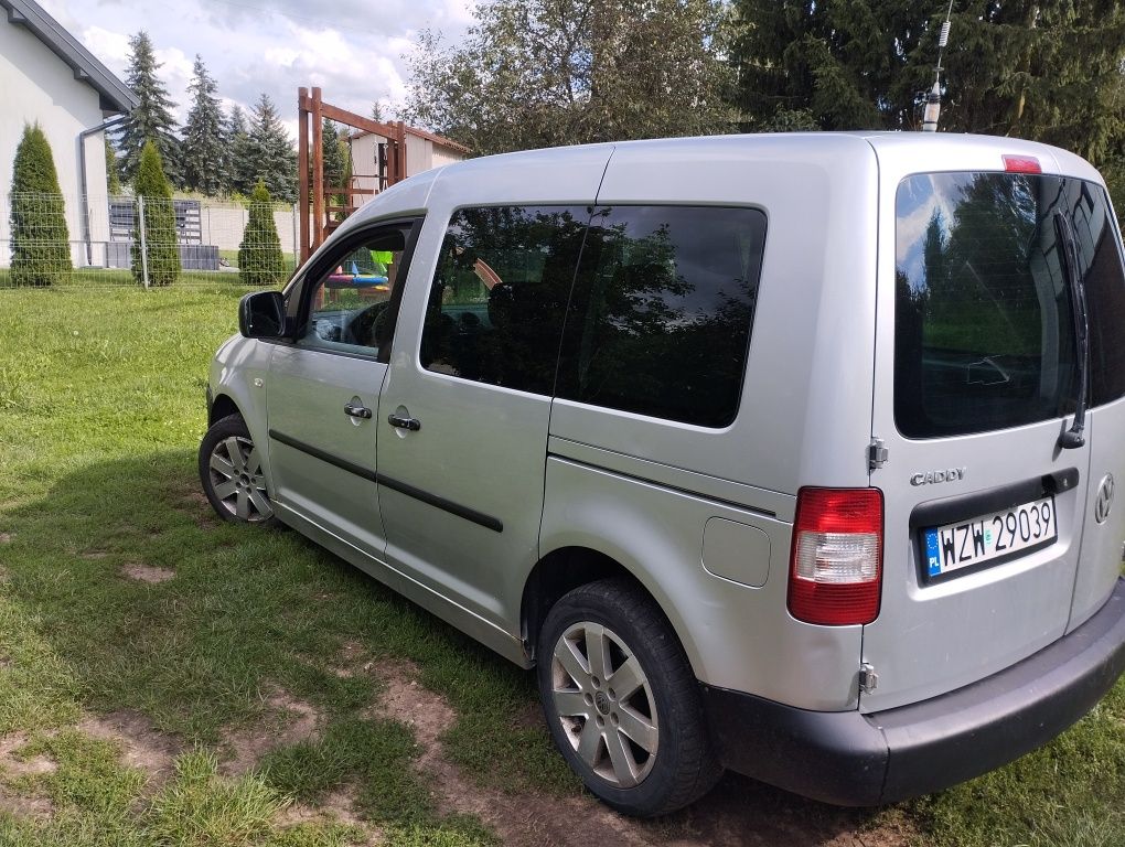 Vw caddy 2004 rok 5osobowy czytać opis