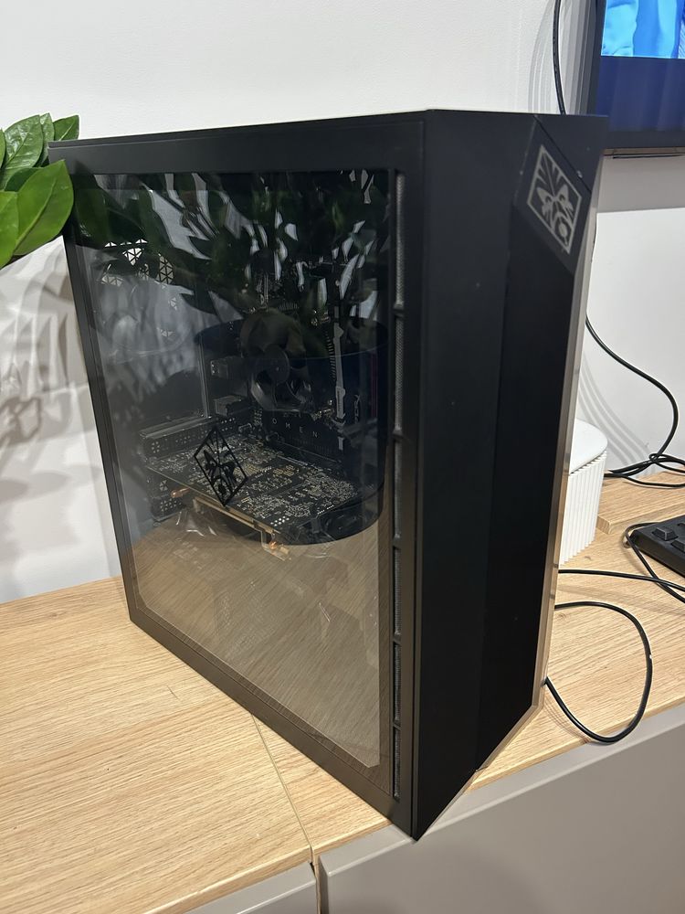 OMEN by HP Obelisk Desktop 875-0x0x