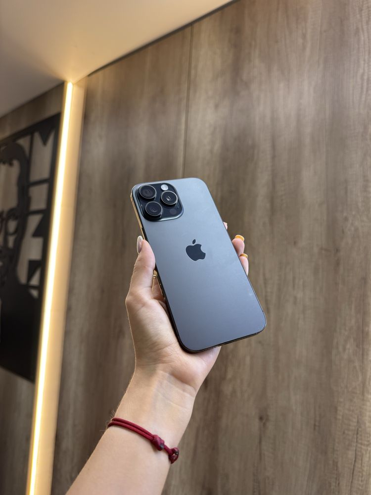 IPHONE 16Pro Max 256 Black Titanium Neverlock Костюшка,5 IGRAND