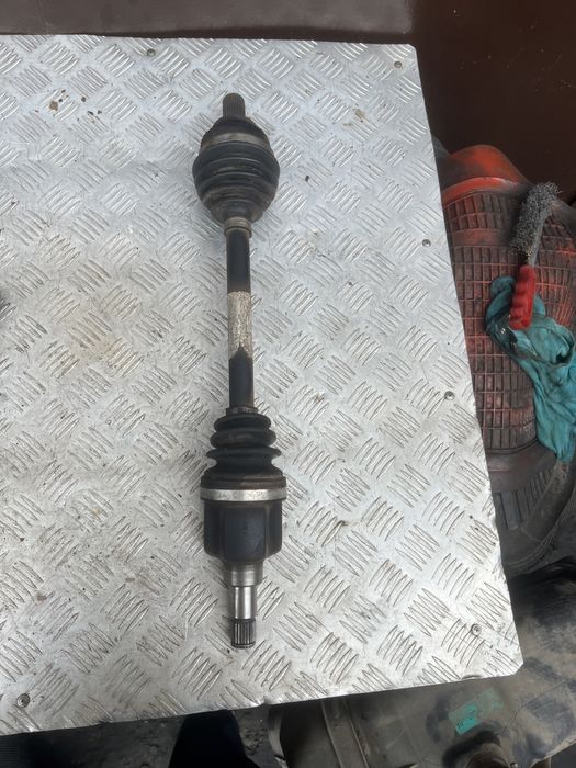 Полуось привод левый 18 бенз мкпп Форд си мах ford c-max c max год 07