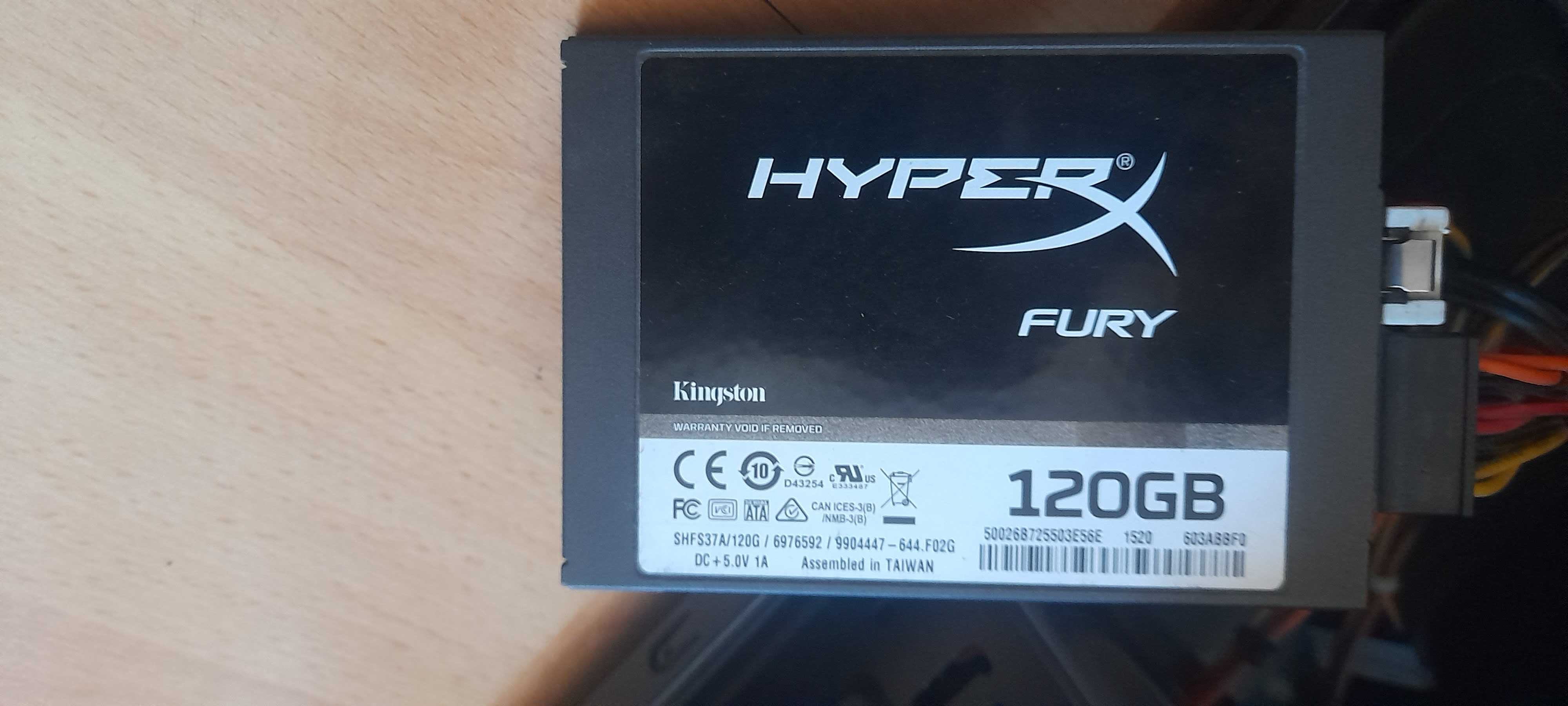 PC (torre) | Processador Intel i5 com Placa Gráfica NVIDIA GTX 960