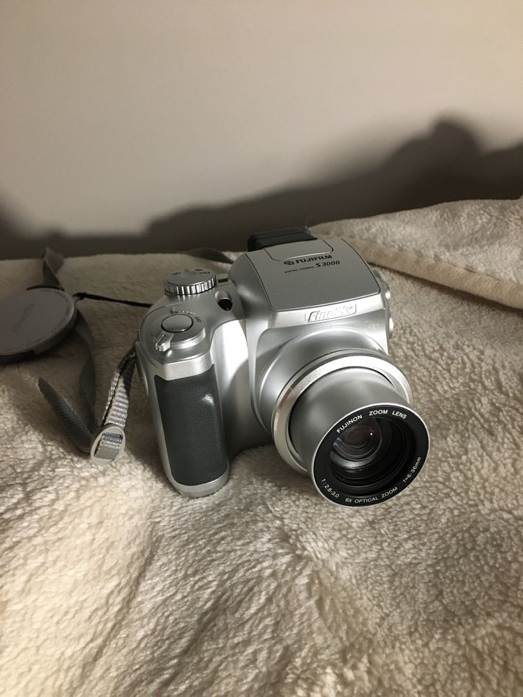 Fujifilm Finepix S3000