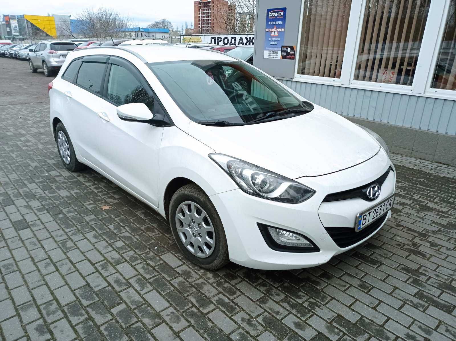 Hyundai i30 2014  року 1,6 л./дизель