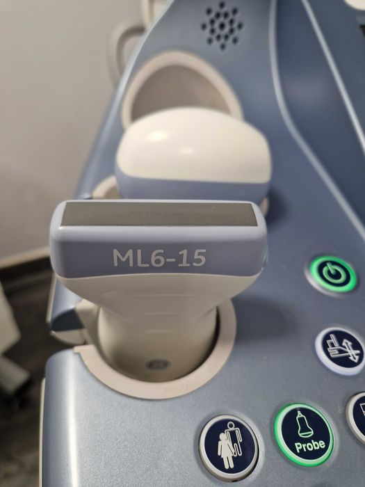 Voluson E6 with 4 probes