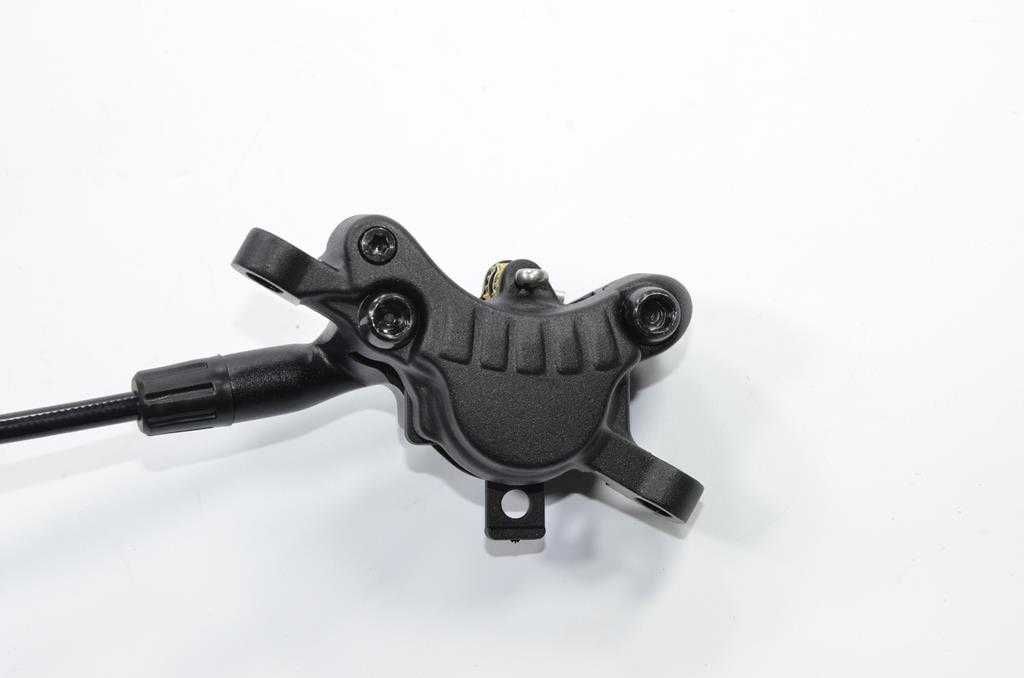 Zacisk przód SEGWAY KARASAWA do hamulec hydrauliczny 104 cm przewód