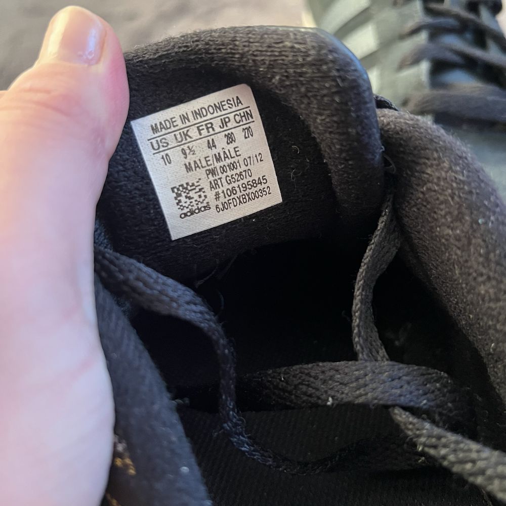 Чоловічі кросівки Adidas NEO. P. 44.