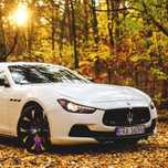 Samochód Maserati auto do ślubu na wesele, do zdjęć, filmów kawalerski