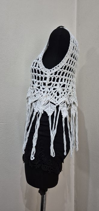 Bluzka boho ażurowa top narzutka biała frędzle uni