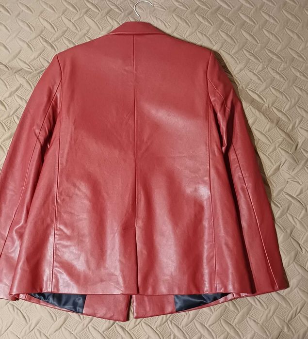 Піджак жіночий з еко-шкіри