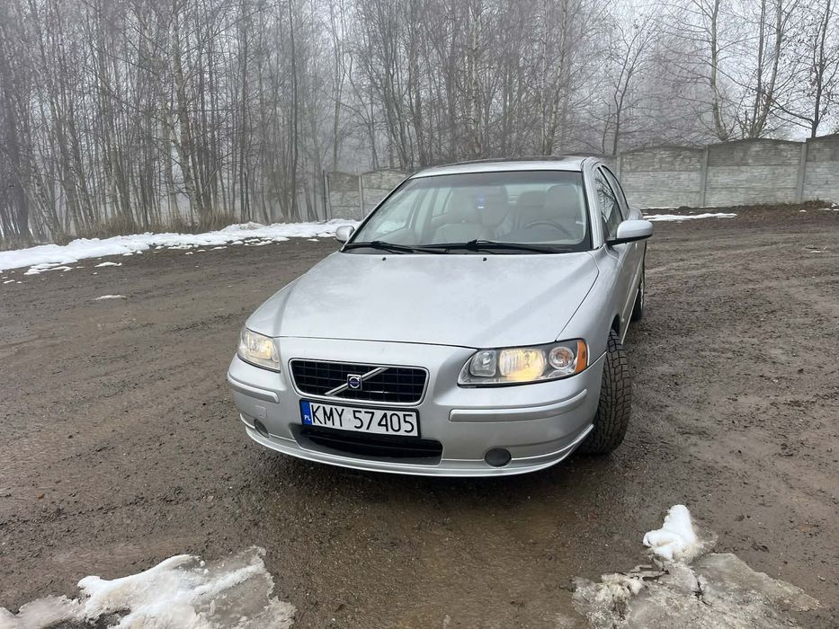 Volvo S60 Sprzedam Volvo S60 2.4 turbo z skrzynią automatyczną