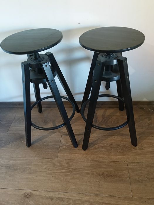 2 z Hokery IKEA Dalfred