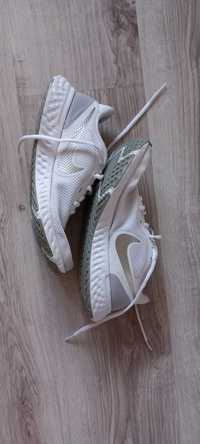 Buty  damskie Nike rozm 40