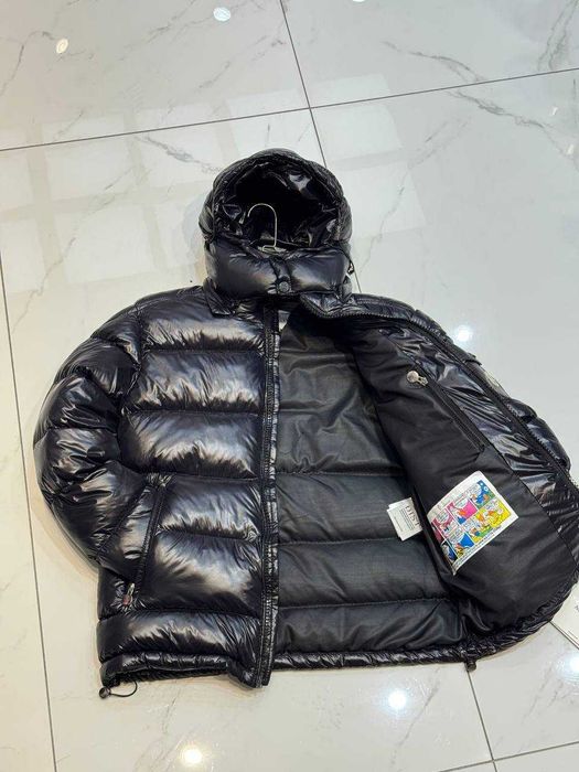 Пуховик Moncler Black Glossy  Курточка пуховик Монклер Глянец