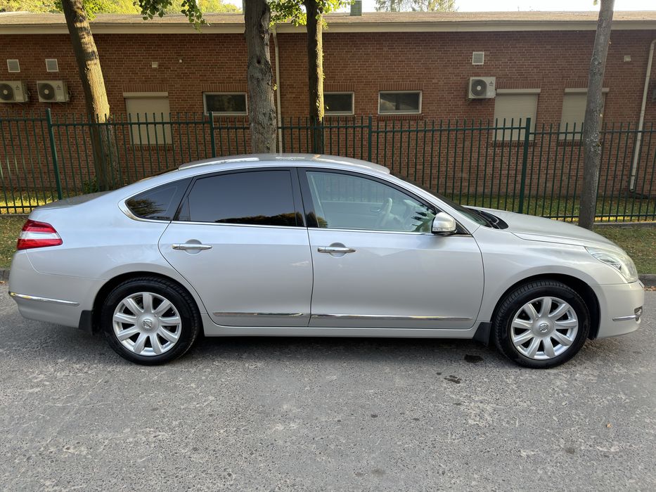 Nissan Teana J32 3.5 249 к.с 2010 виїхала з салону