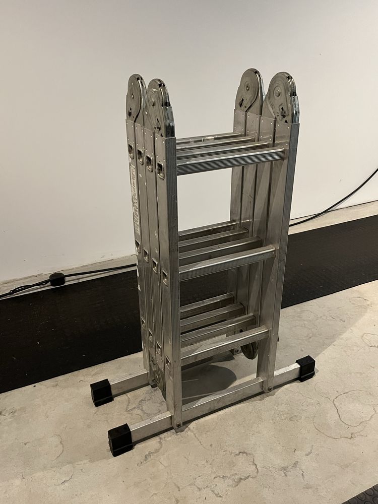 Escada articulada aluminio