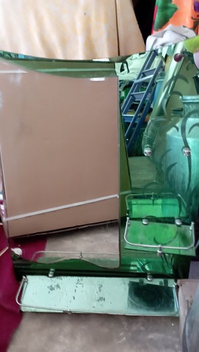 Продам зеркало в ванную