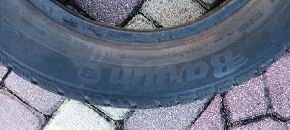 Używane zimowe opony  Barum 175x65 R15
