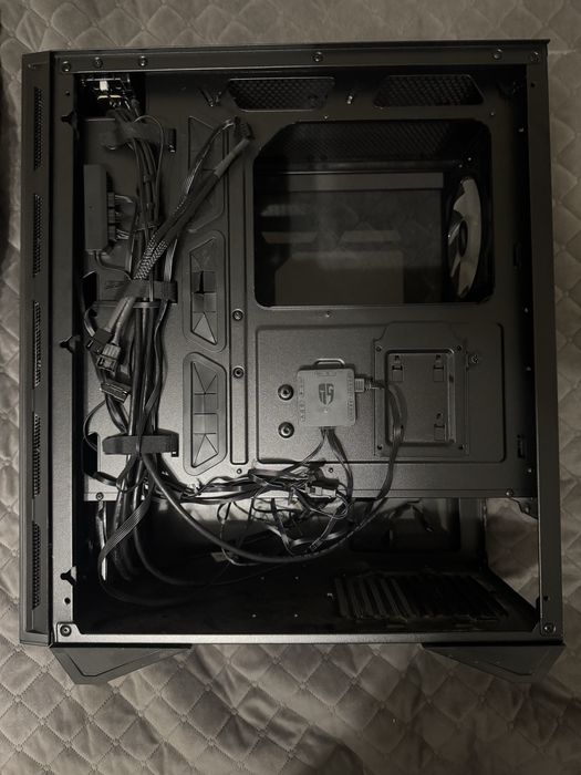 Корпус MSI MPG Gungnir 110M ARGB