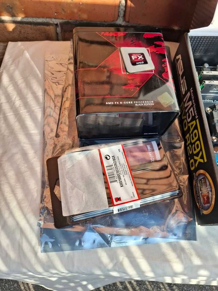 Zestaw Płyta Asus M5A99X, AMD FX-8150 3.6Ghz, Kingston 8GB DDR3