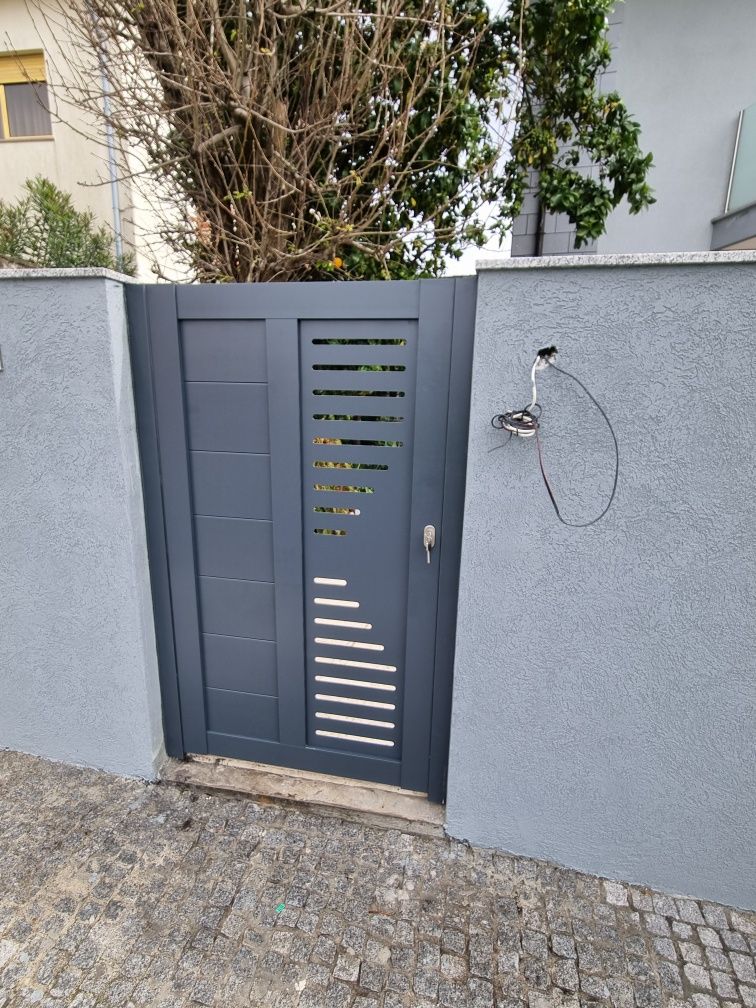 Fabricante portões  alumínio