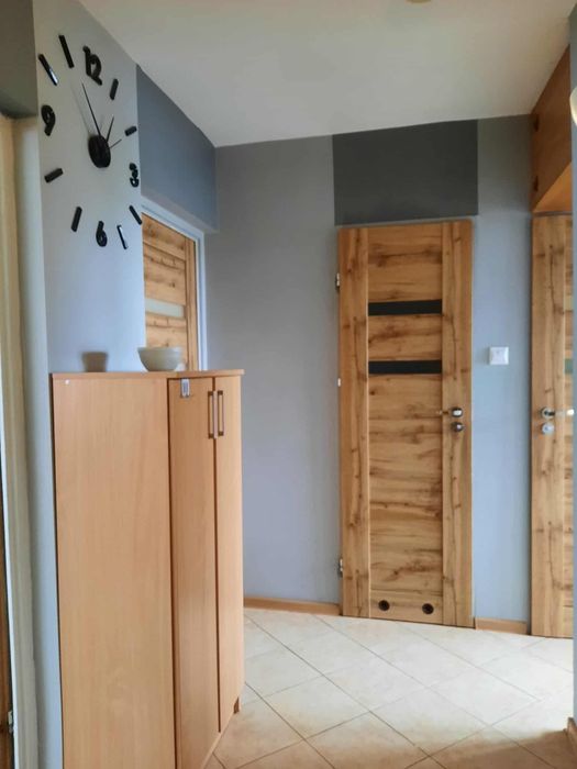 Przestronne słoneczne trzypokojowe mieszkanie do wynajęcia