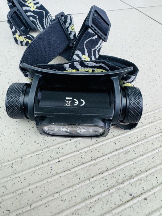 Налобний ліхтарик nitecore hc65 v2