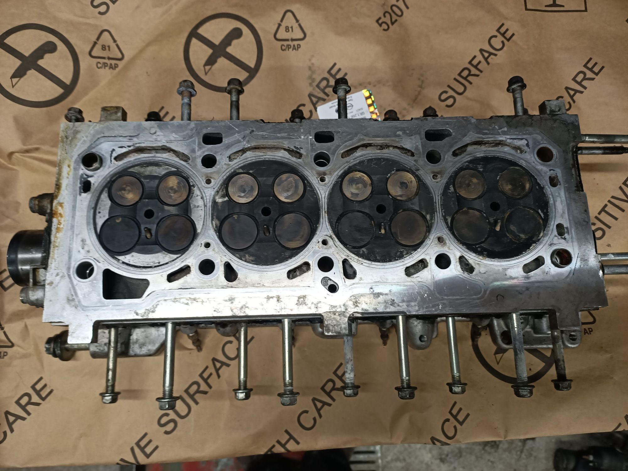 Głowica silnika 2.0 jtdm  Alfa Romeo Brera 159 Giulietta